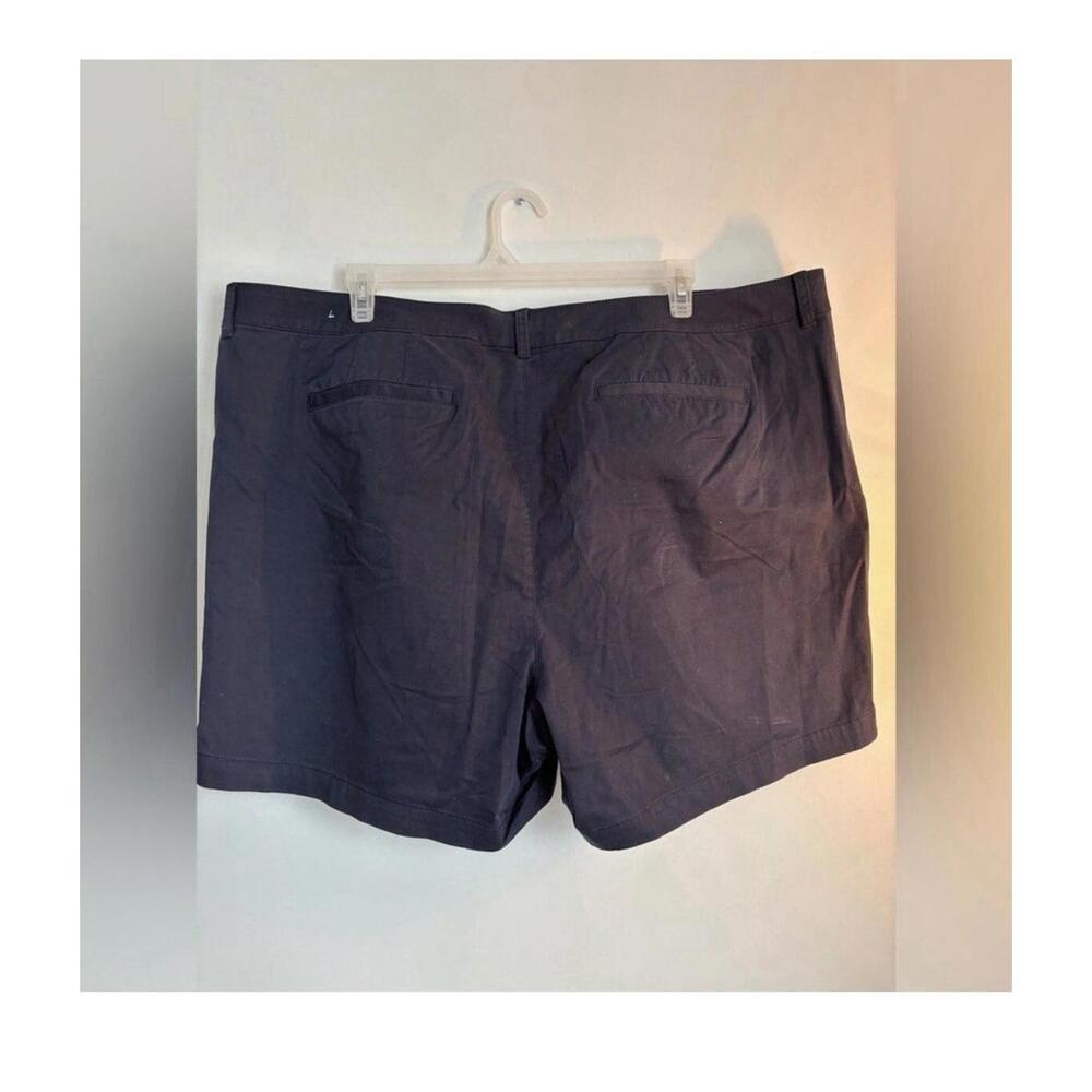 Lot Of 2 Pairs Of Lane Bryant Plus Size Shorts Size 26 Navy NWT Khaki - Picture 2 of 5